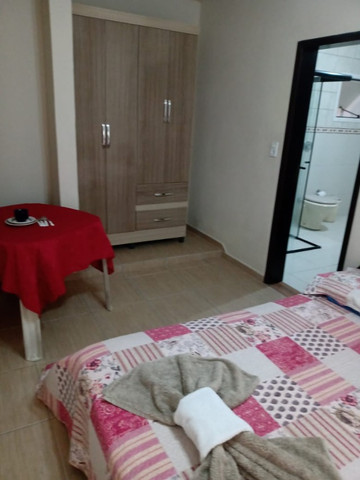 Quarto Mobiliado em casa de Família