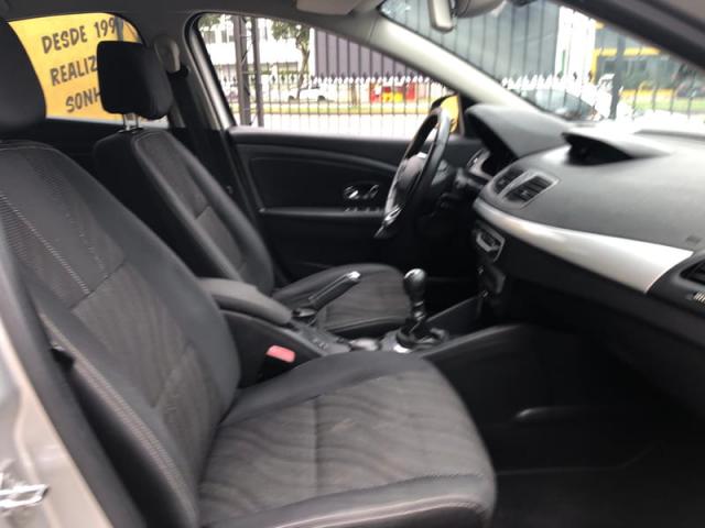 RENAULT FLUENCE 2.0 DYNAMIQUE 16V FLEX 4P MANUAL - Foto 18