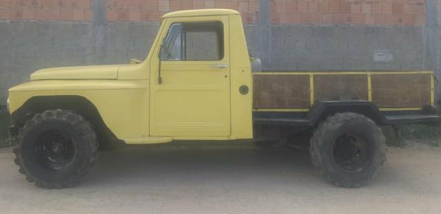 F75 4x4 recém revisada