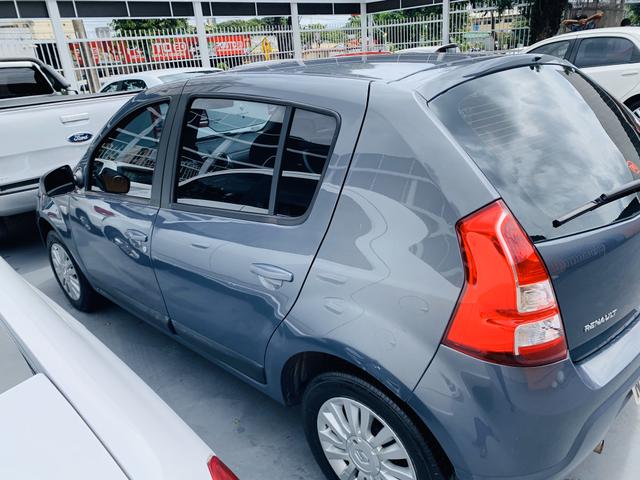 Sandero 1.6 automático completo - Foto 3