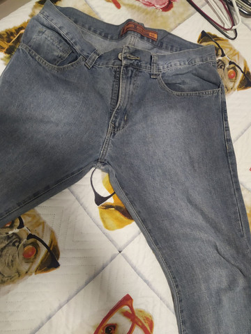 calça jeans tamanho 44