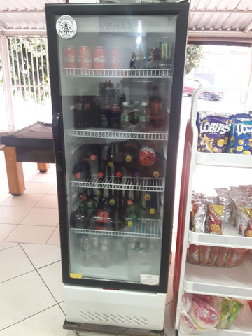 Arrendo ou vendo bar, preço a negociar.