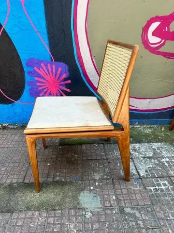 Par De Cadeiras Em Freijo Com Assento Em Tecido - Foto 4