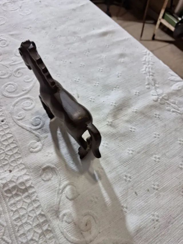 Cavalo ?  em metal .antiguidade  - Foto 3