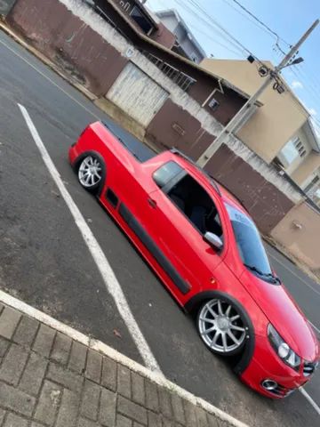 somautomotivo  Hilux rebaixada, Fotos de carros rebaixados, Saveiro surf  rebaixada