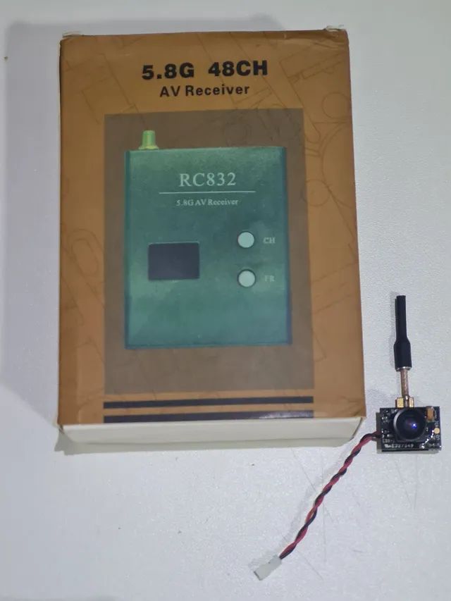 Kit fpv transmissor e receptor junto a câmera 