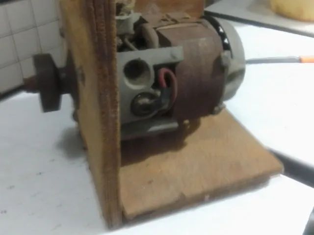 Vendo esse motor ele tá ok 110 wts - Foto 4