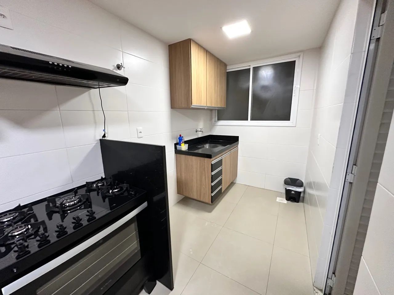 AP  temporada centro Guarapari 3 quartos com Ar 2 vagas de garagem - Foto 8