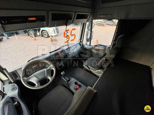 Iveco Tector24 300 ano 2022  6x2 No chassi  - Foto 13