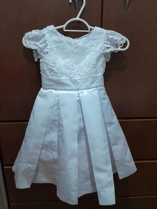 Vestido branco infantil
