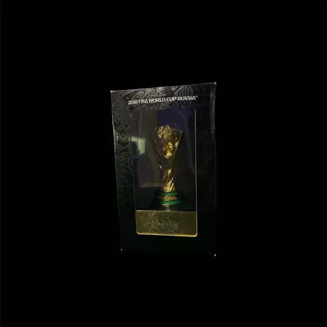 Taça da Copa do Mundo oficial (banhada a ouro) - Foto 2