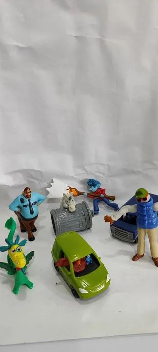 Bonecos Miniaturas Coleção MC Donald's Dois Irmãos Disney - Foto 2