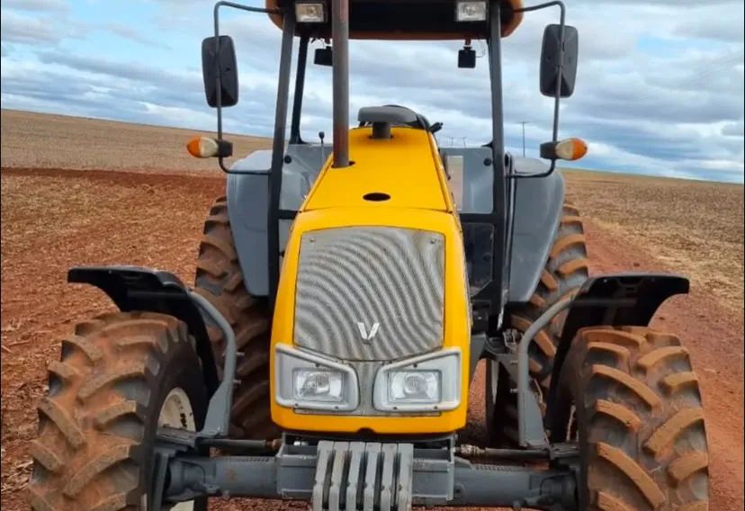 Trator Valtra BM100 - Foto 5