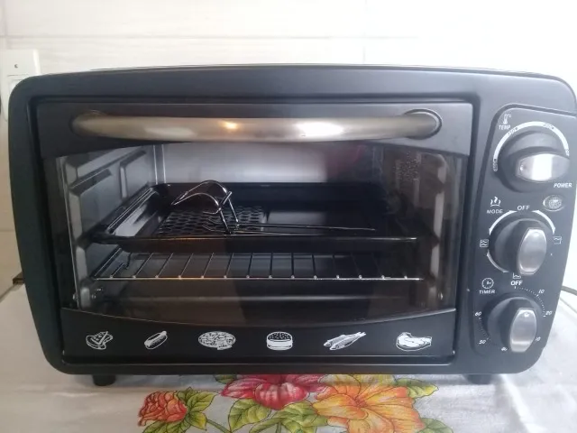 Forno Eletrico preto 127V
