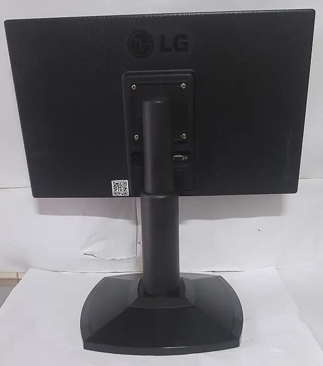 Monitor LG Flatron 20" 20m37aab Bivolt C/ Fonte (Usado) - Foto 4