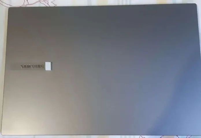 Galaxy Book Samsung i3 11° 4GB SSD M2 256GB