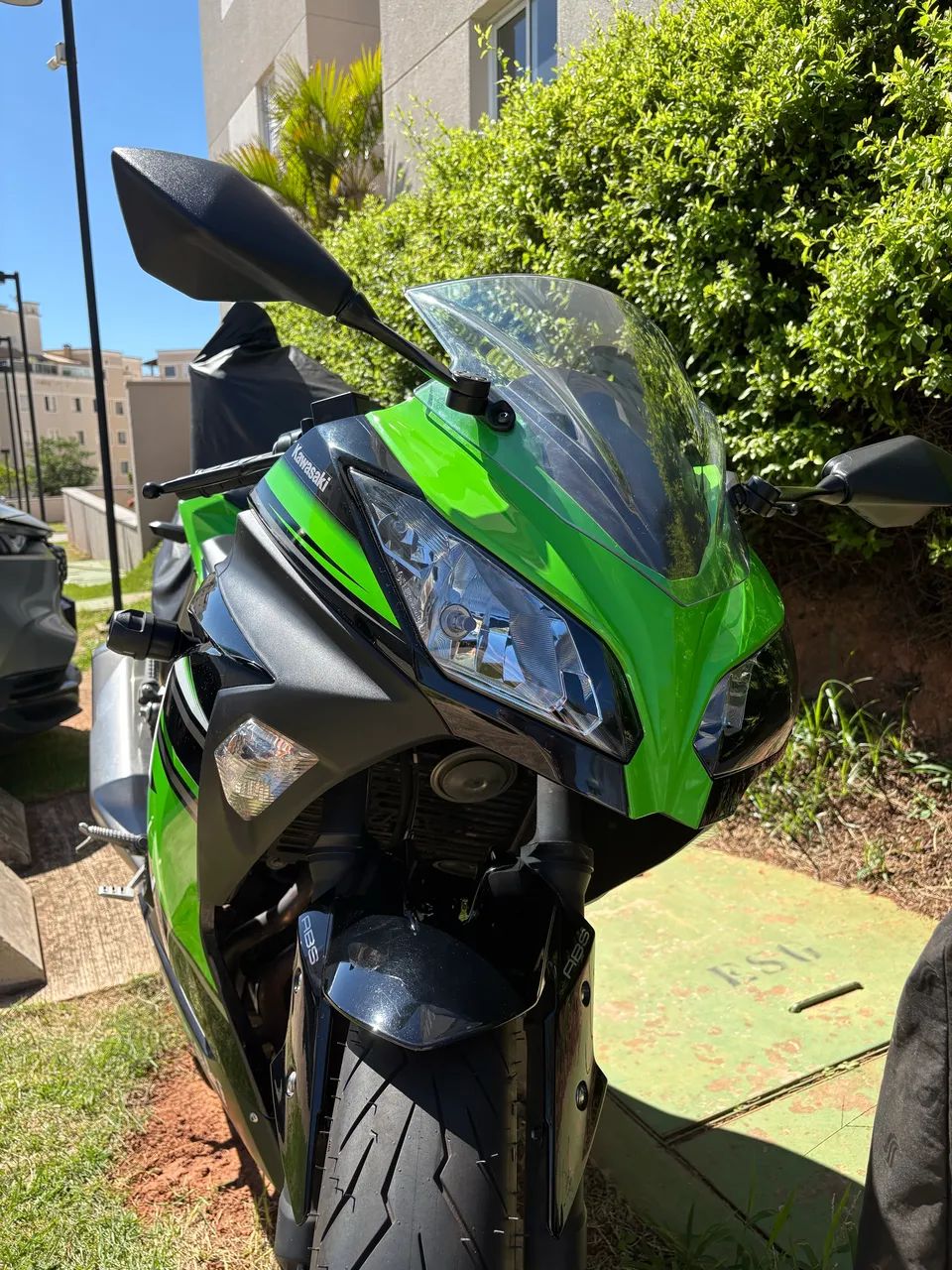 Kawasaki Ninja 300 Edição Especial 2018 - 15.000 km - Foto 2