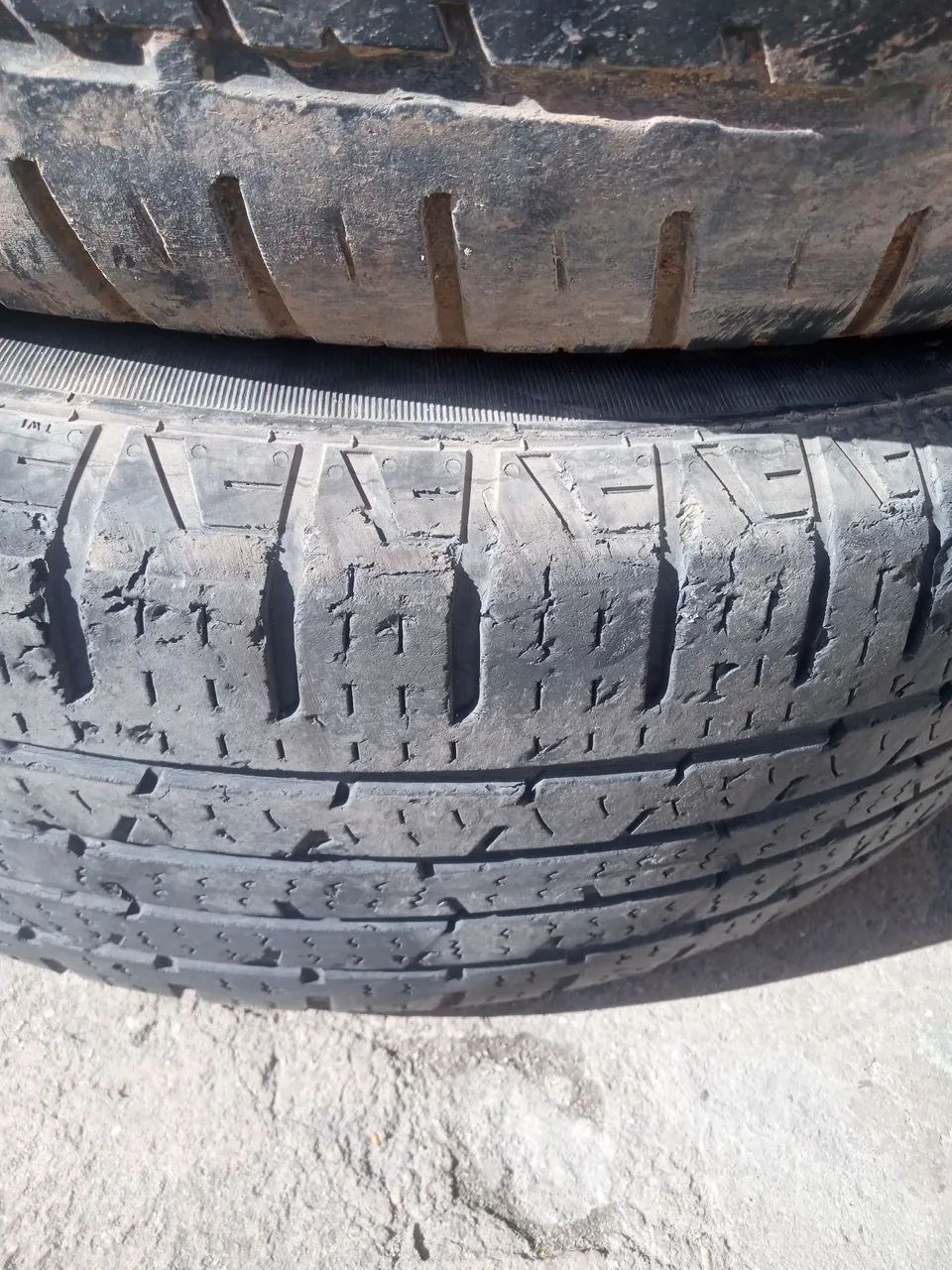 Pneus Pirelli 195/65R15 - Foto 4