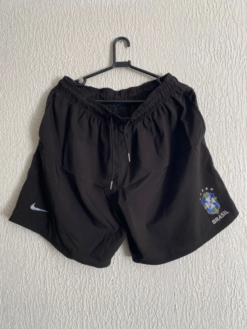 Shorts Nike Brasil Preto - Conforto e Estilo!