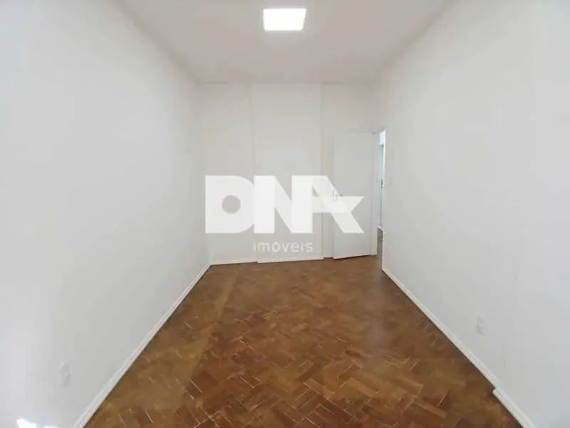 Apartamento : / Residencial / Humaitá