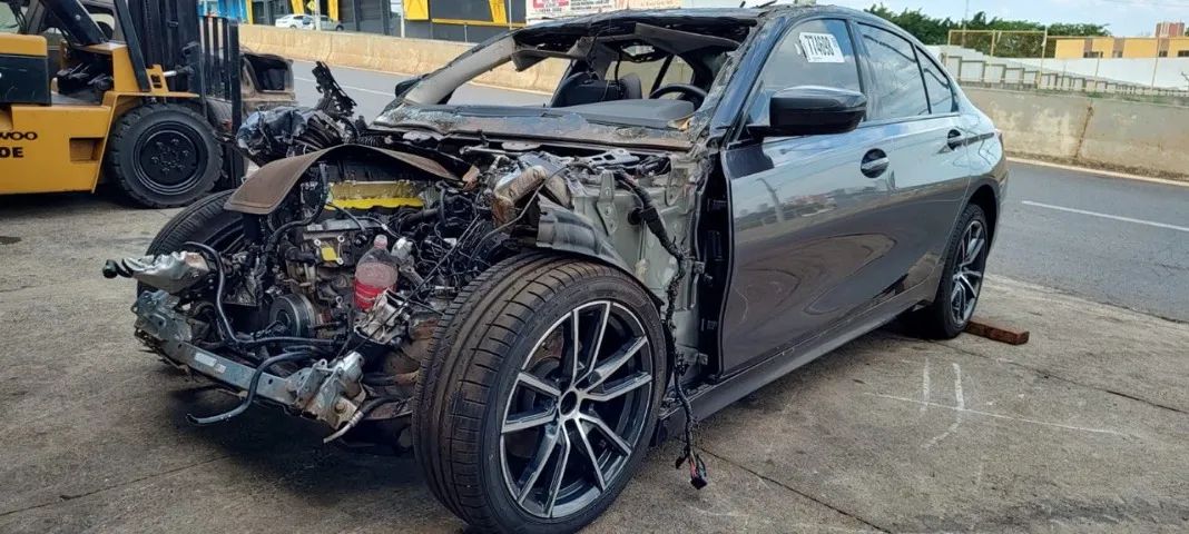 Sucata BMW 320i 2.0 2021 - Foto 2