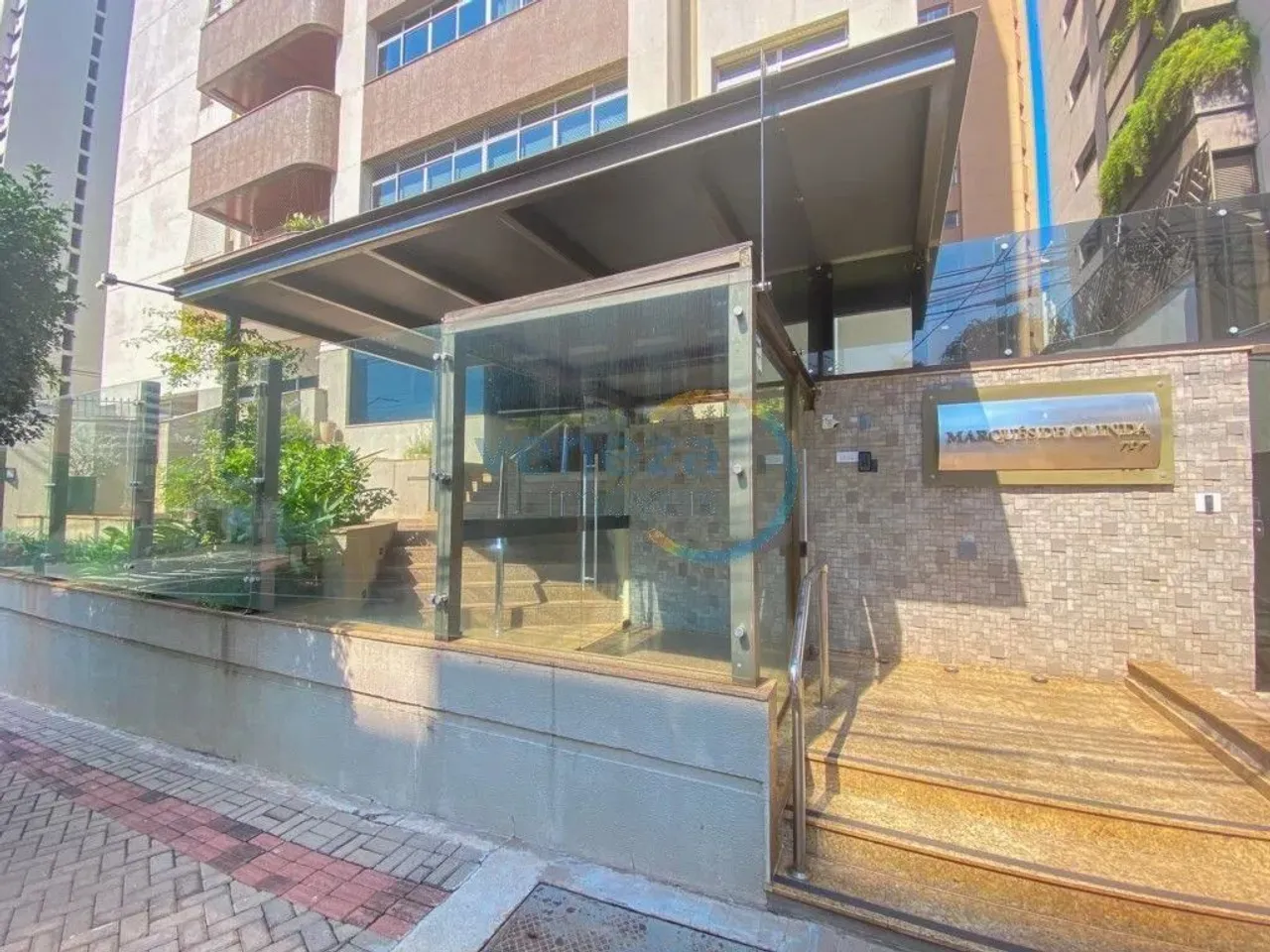 Apartamento com 4 quartos para alugar por R$ 5000.00, 266.29 m2 - CENTRO - LONDRINA/PR
