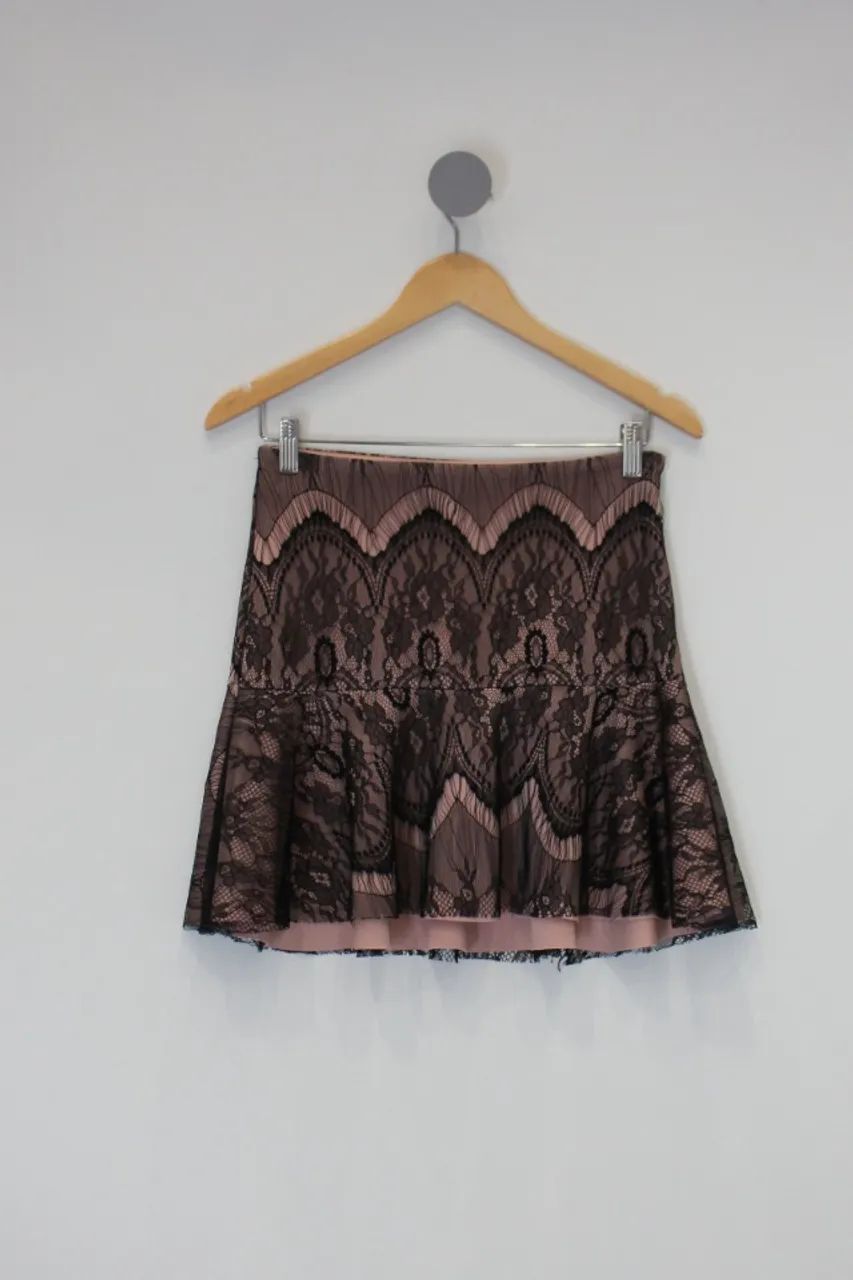 saia c&a feminina rosa com peplum e renda