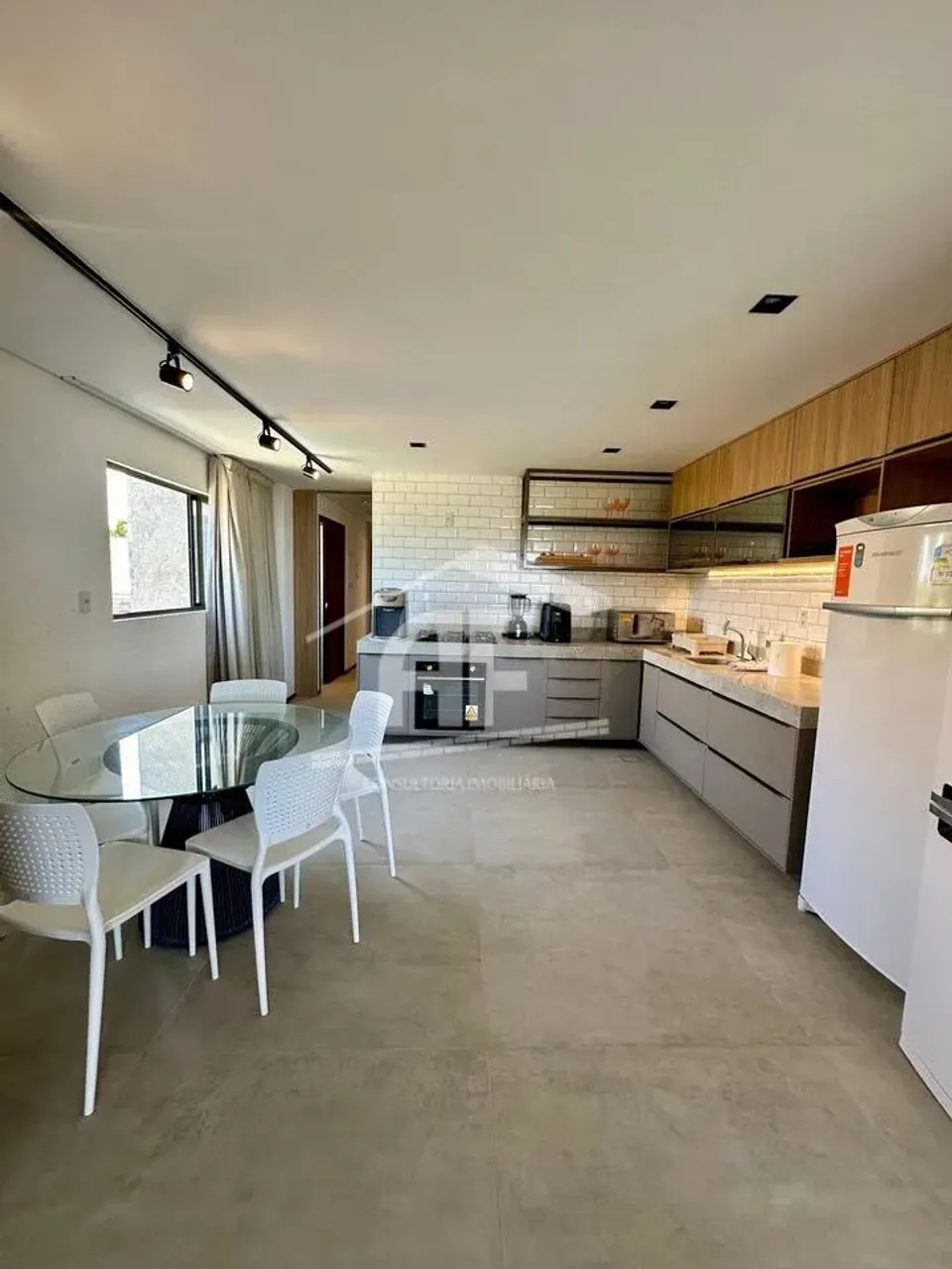 Cobertura beira mar com 04 amplas suítes, 210m² e elevador privativo - Edifício Kauna