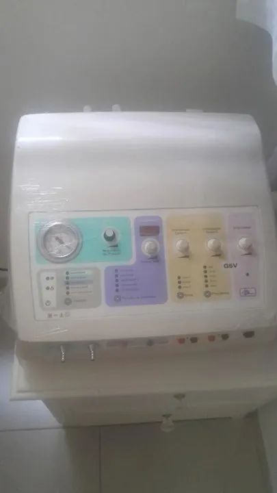 Aparelho de Estética Facial - e Corporal 