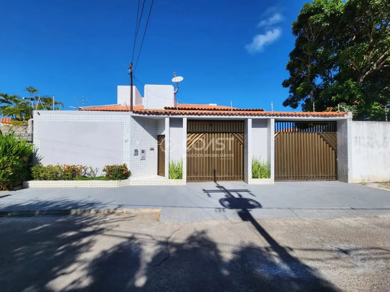 Alugo Casa Comercial na Melhor Localização da Farolândia