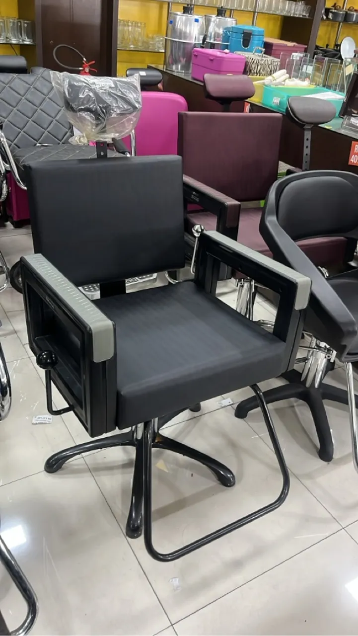 Poltrona de Cabeleireiro reclinável e hidráulico