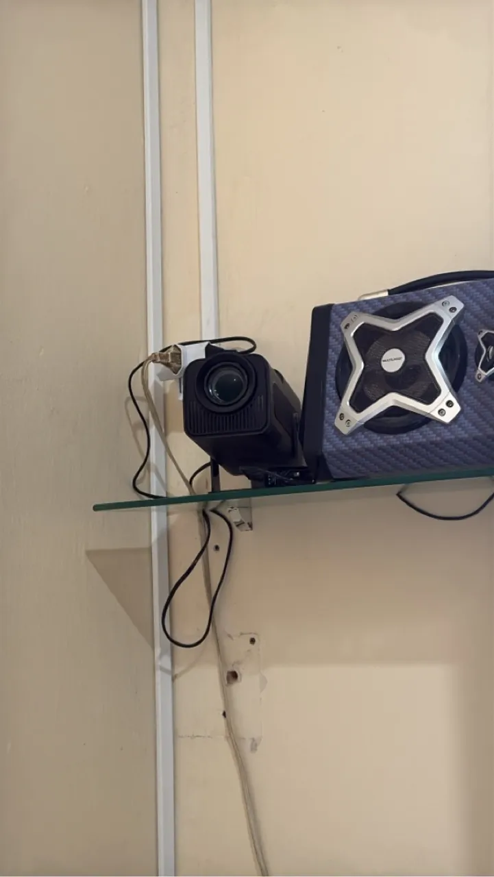 Projetor magic cube hy320