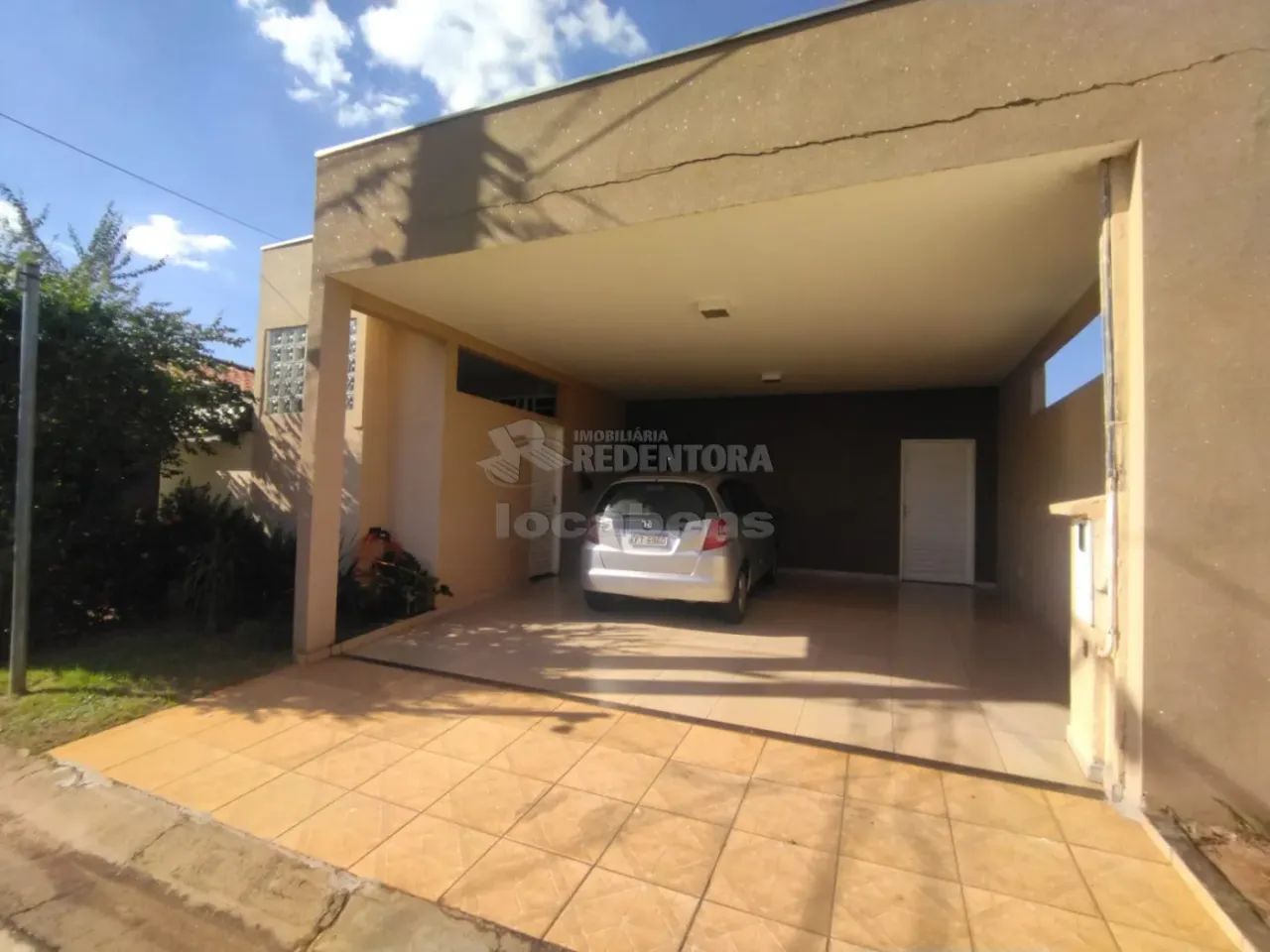 Condominio Villagio Maria Stella - Casa com 3 dormitórios sendo 1 suíte com closet e 2 com