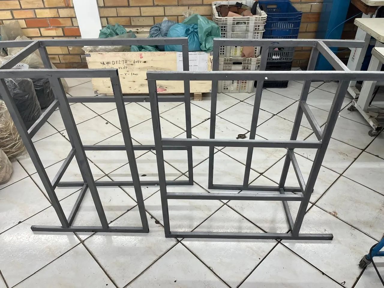 Cavalete de materiais64842064143745120