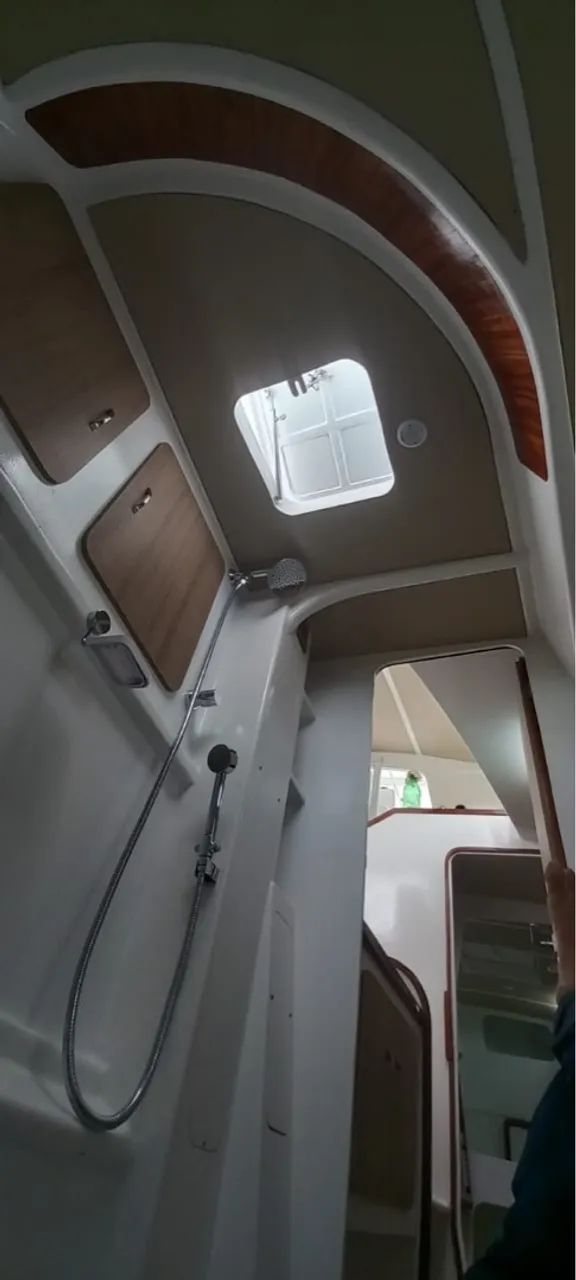 Catamaran 32 Pés 02 Volvo Penta 3 cilindros Hélices Foldings ano 2023 - Foto 11