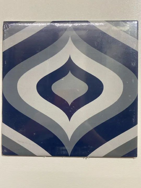 Revestimento Cerâmico Padrão Geométrico 20x20