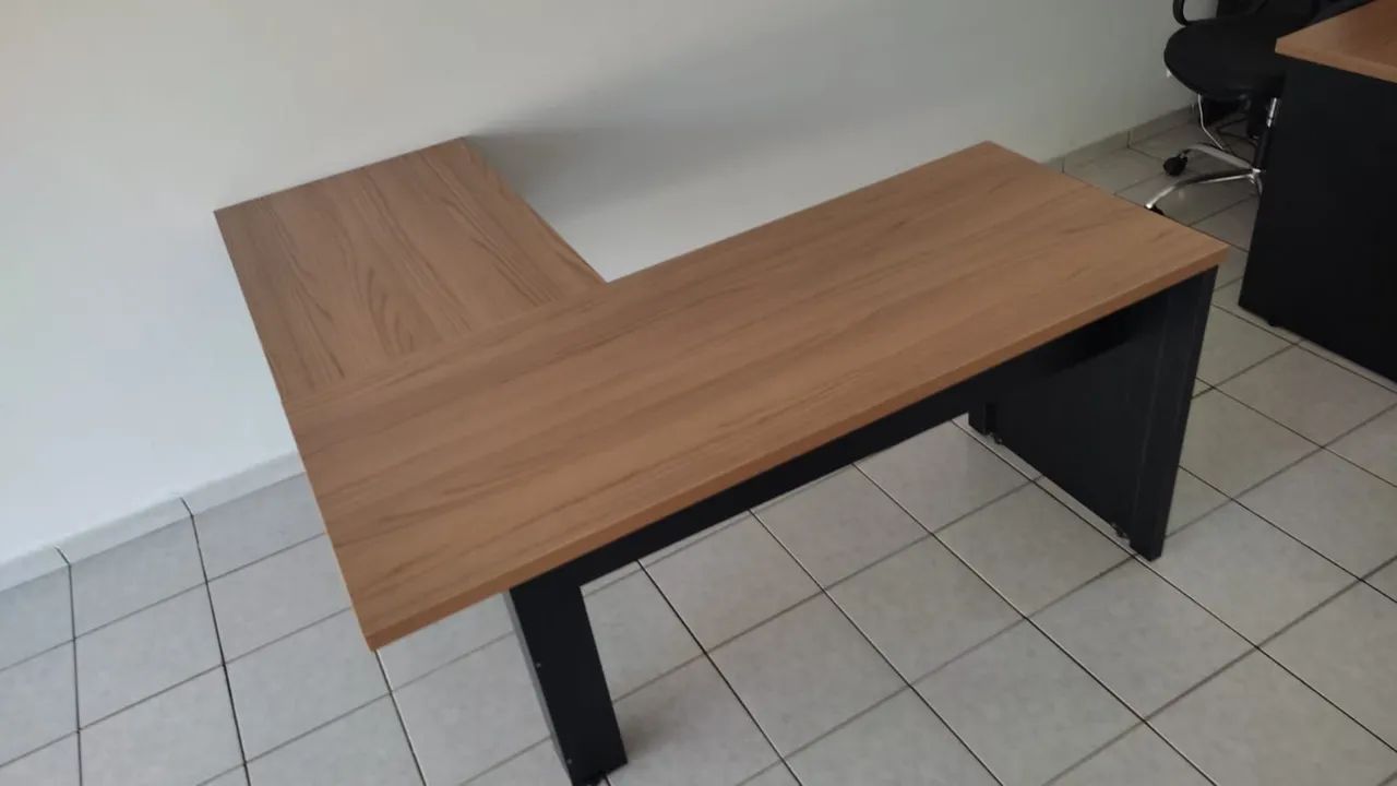 Mesas de Escritório L e outros de Fábrica  - Foto 2
