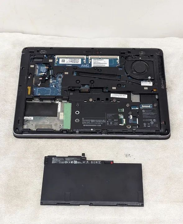 Notebook HP EliteBook 745 - Defeito  - Foto 4