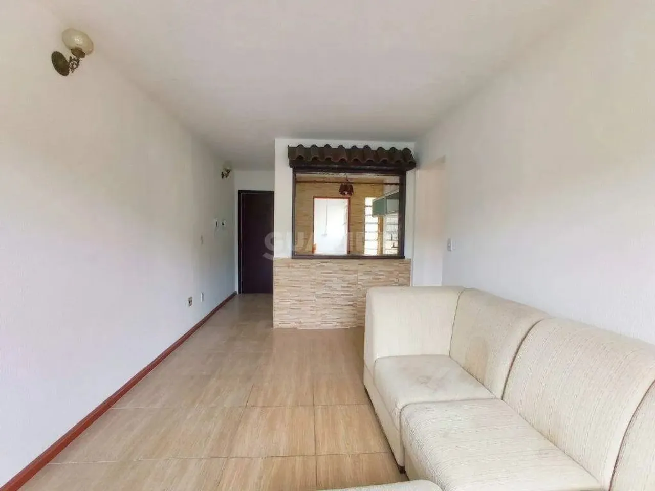 Apartamento de 2 dormitórios mobiliado no bairro Alto Petrópolis.