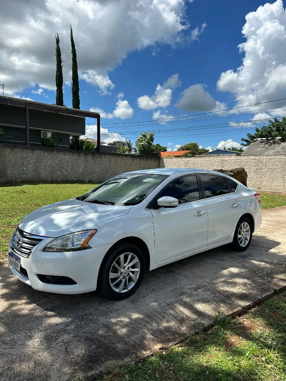 Sentra R 2015 NISSAN SENTRA 2015 Usados e Novos