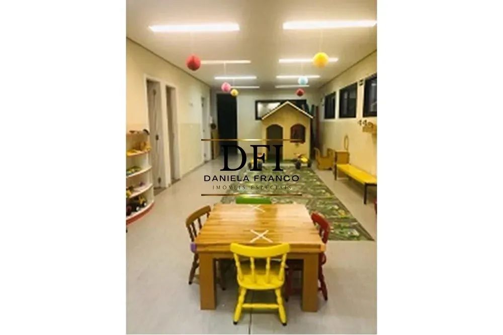 Edifício Comercial de 323.0m² no bairro Jardim Umuarama, com 7 banheiros e 4 vagas de gara - Foto 9