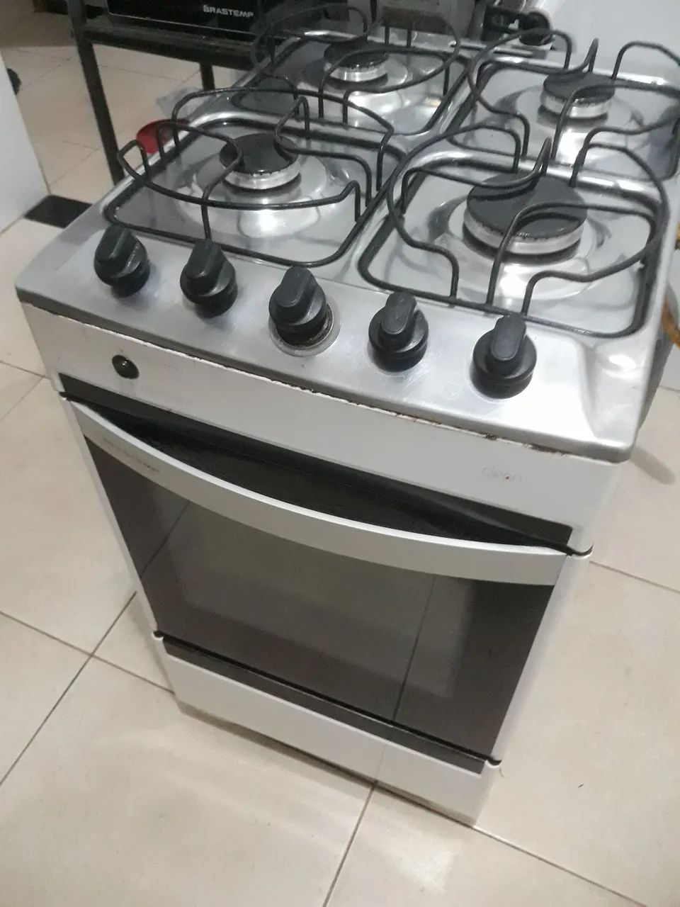 Fogão Brastemp super conservado 