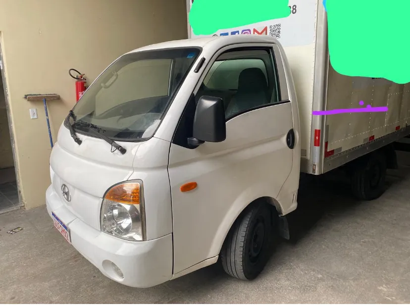 HYUNDAI HR