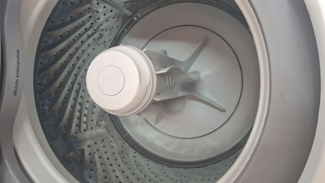 Vendo máquina de lavar Brastemp 11kg 110v cesto inox muito concervada  - Foto 5