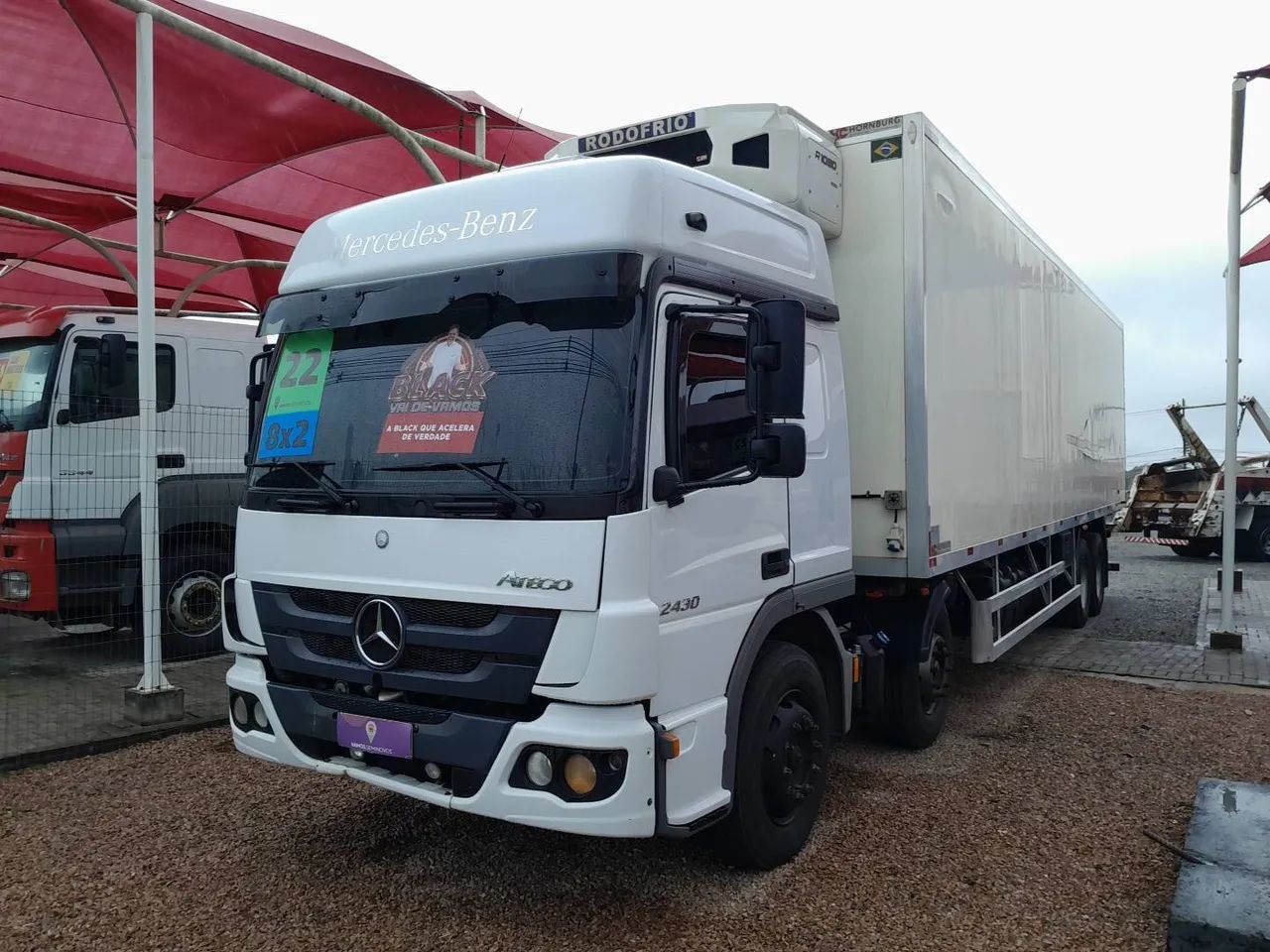 Mercedes-Benz Atego Atego 2430 6x2 2p (diesel)(E5)  2021/2022 Vamos Seminovos Curitiba - Foto 2
