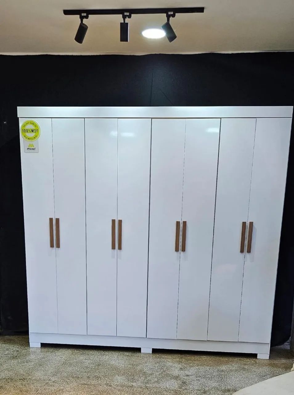 Guarda-Roupa Branco 8 Portas 100% MDF 