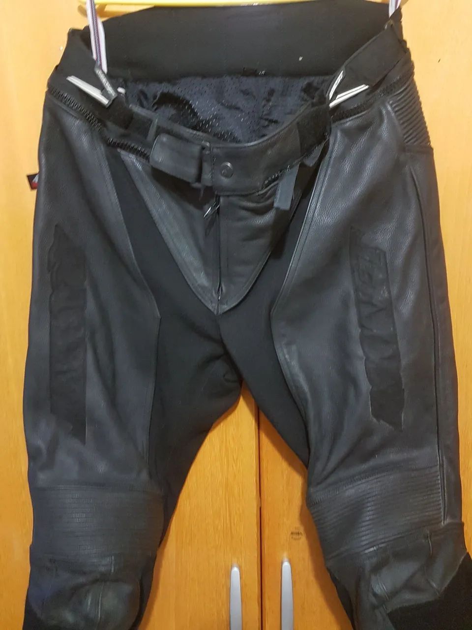 Calça em couro  Rockert - Foto 3