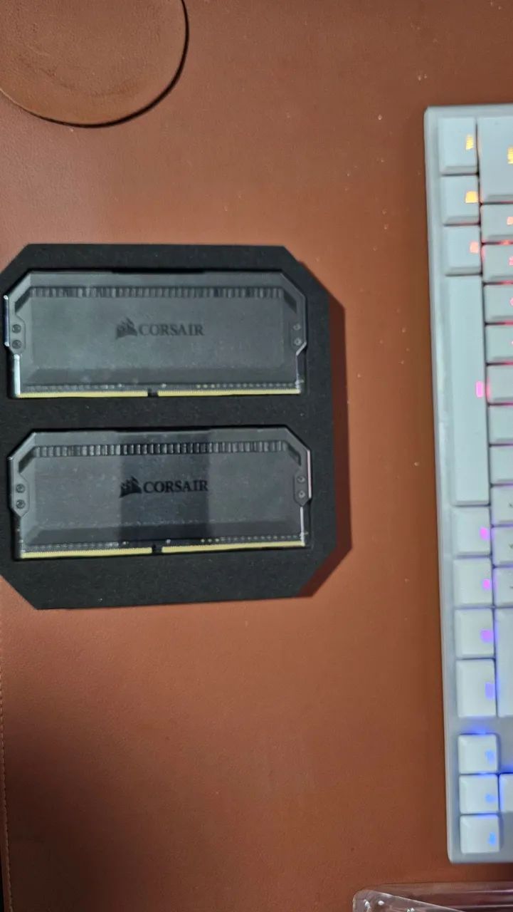 Memória RAM Corsair Dominator Platinum RGB 16GB DDR4 3600MHz - Foto 2