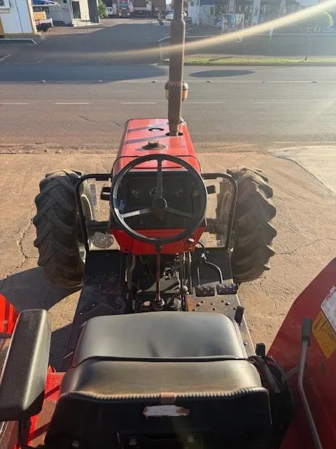 Massey Ferguson 283 4x4 Advanced, ano 2004 - Foto 3