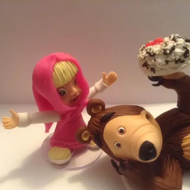Conjunto Boneca Masha E O Urso. ( Biscuit)